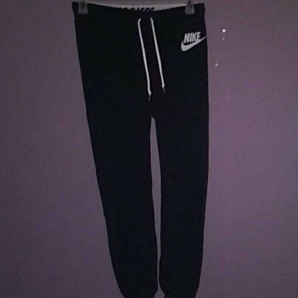 Nike Capri Sweatpants